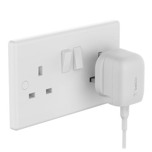 Belkin BOOST Charge USB - C Wall Charger 20W + CABLE USB - C TO LIGHTNING - Eufy iraq