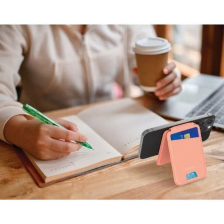 Momax Wallet Magnetic Card Holder With Stand - Eufy iraq